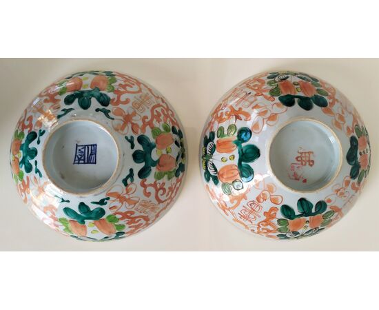 Coppia di ciotole in porcellana di Cina - Ø 19 cm - XIX sec.