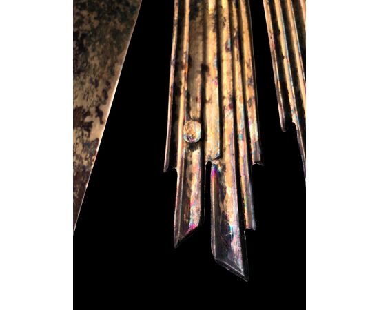 Ostensorio con raggera in argento vermeille sbalzato con spighe e teste di cherubini.Base in bronzo dorato.Francia.