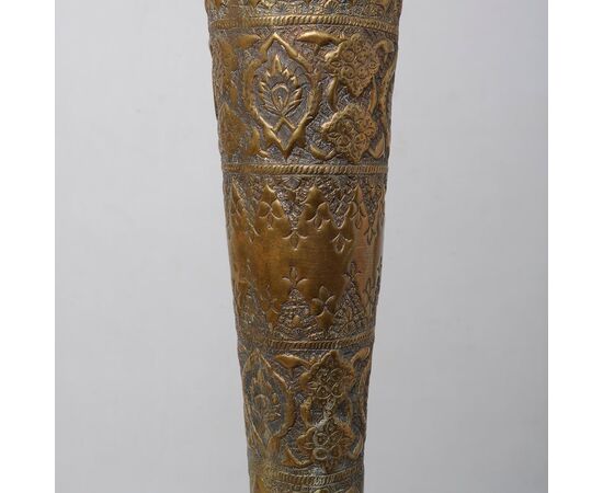Vaso persiano in ottone inciso a mano - O/8188 -