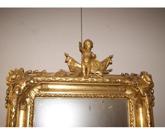 Stupenda specchiera francese dorata con putto di inizio 1800 foglia oro 