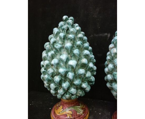 Ceramica di Caltagirone - Coppia di Pigne verde smeraldo - H 40 cm - Sicilia - 1954
