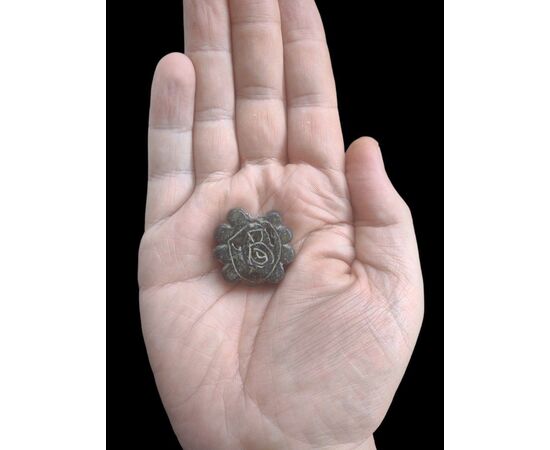 Raro lucchetto in bronzo medievale