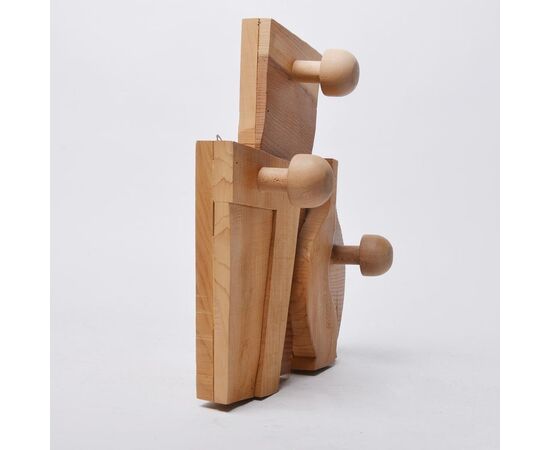 Attaccapanni  in legno con "vasi" - O/5719 -