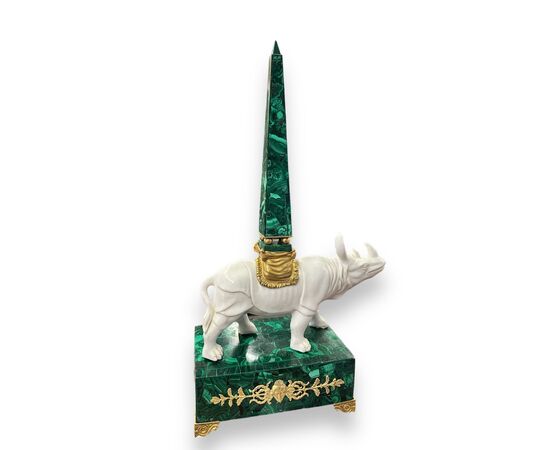 XIX Secolo, Napoleone III, Coppia di Obelischi in malachite, marmo e bronzo dorato 