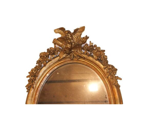 Specchiera francese del 1800 stile Luigi XV con colombe su cimasa