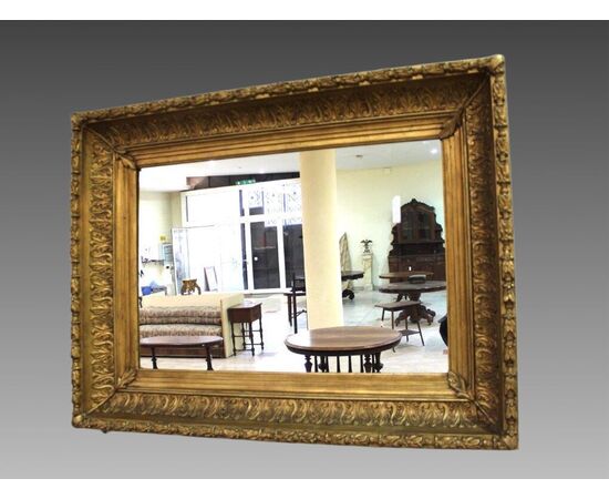 French mirror in gilt wood