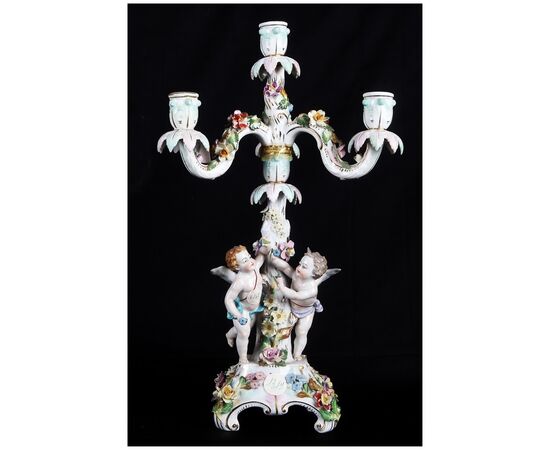 Coppia di candelabri in porcellana Manifattura di Vienna del 1800 a quattro fiamme