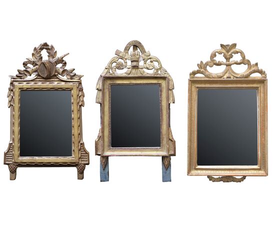 Serie di tre specchiere del XVIII secolo in legno dorato