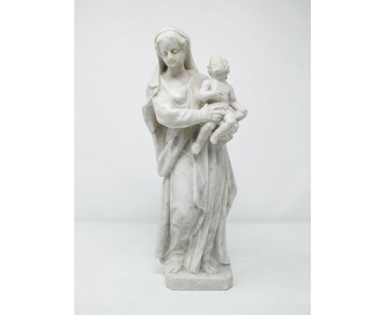 Madonna con bambino, Marmo, Scuola ligure del XVIII secolo