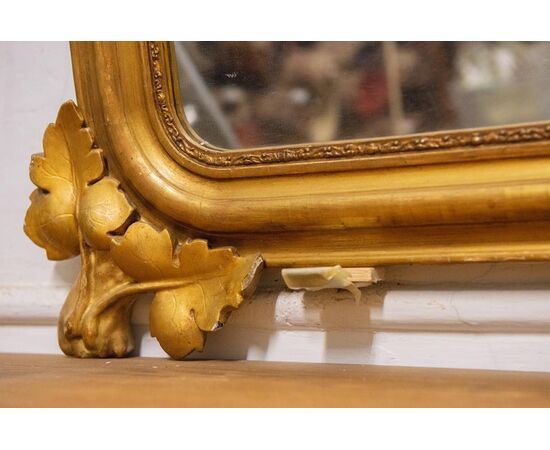 Antica specchiera in legno dorata con uva - M/1357 -