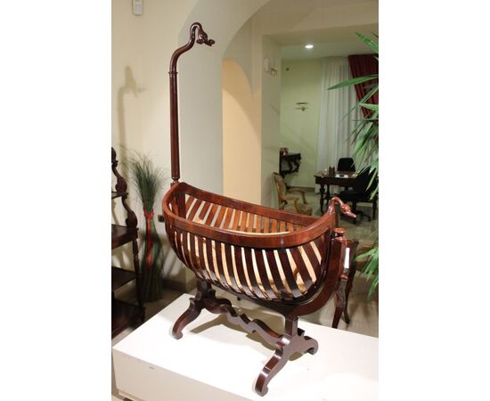 Mahogany cradle, first half XIX century