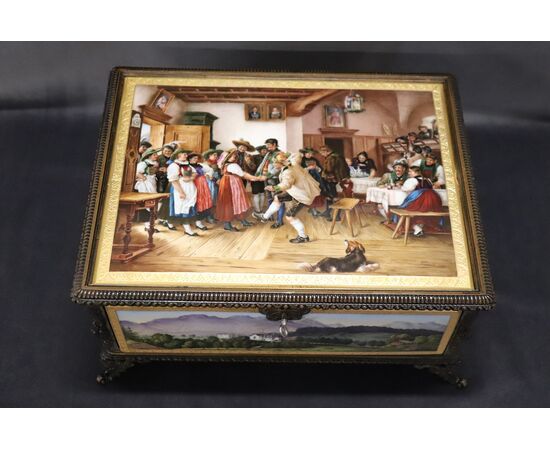 Portagioie antico in porcellana secolo XIX, Germania marchio KPM PREZZO TRATTABILE