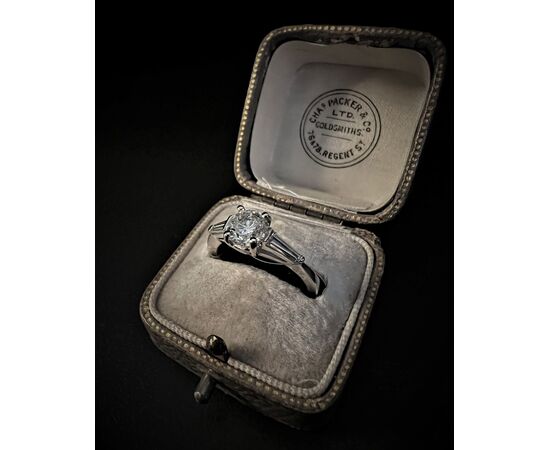 Solitaire ring in Platinum with Diamond Color &quot;E&quot; 1 ct. with GIA certificate     
