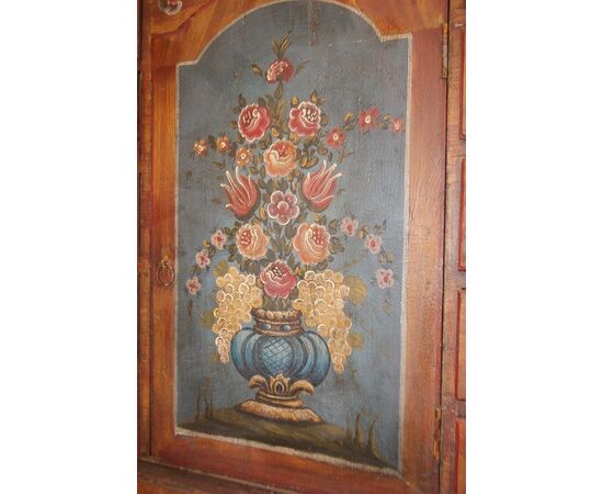 Splendido trumeau tirolese del 1800 riccamente dipinto motivo floreale