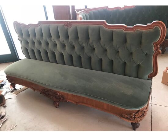 Piedmontese sofa in excellent condition, cm 260 L x 115 H prof 70     