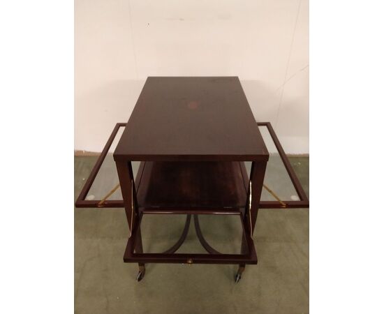 Tavolino basso a bacheca stile Vittoriano del 1800 in mogano con intarsi