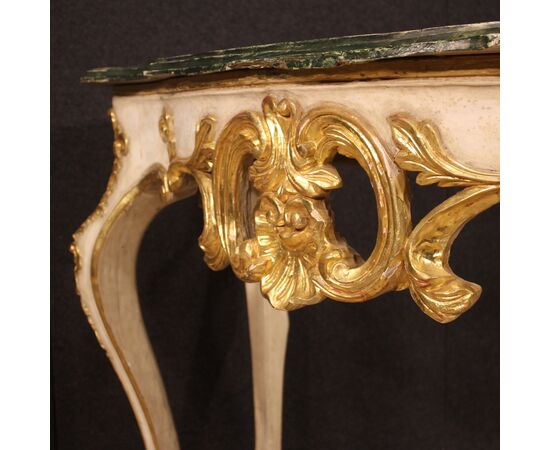 Console in lacquered and gilded wood