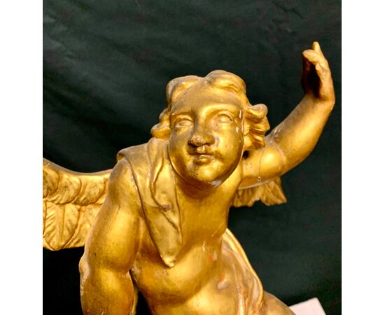 PAIR OF GOLDEN WOODEN ANGELS - XVIII CENT.     