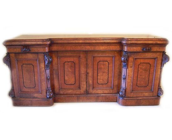 Sideboard with four doors, England, 19th century     