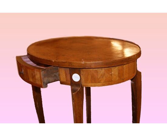 Tavolino ovale francese con intarsio a marquetterie del 1800 