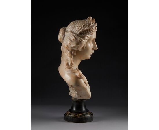 Busto in marmo di Cerere, dea romana della terra e della fertilità