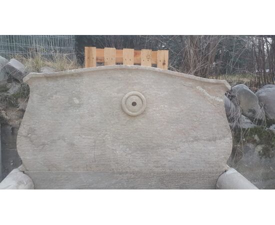 Fontana in marmo breccia - 170 x 80 cm