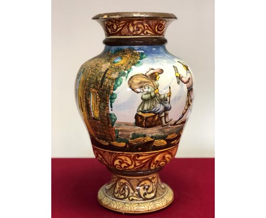 Albissola painted majolica vase.     