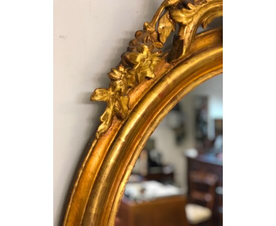 Specchiera ovale foglia oro metà 800