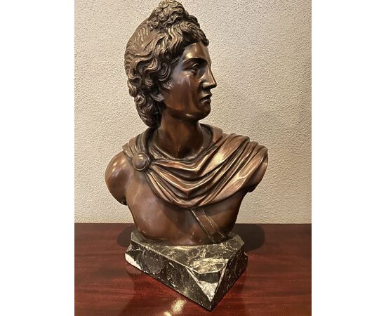 Busto di Alessandro Magno in bronzo