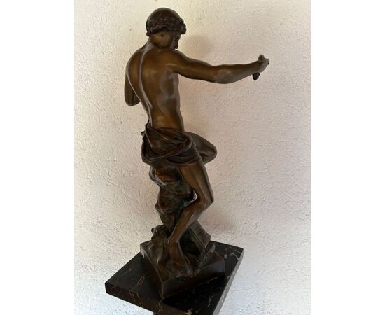 Statuina di bronzo autore "PICAULT"