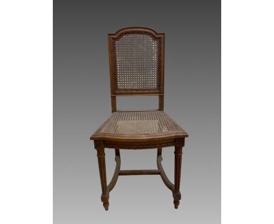 Six chairs in walnut, Louis XVI