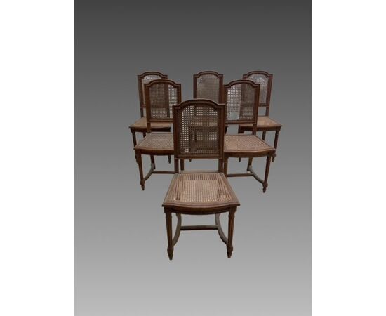 Six chairs in walnut, Louis XVI