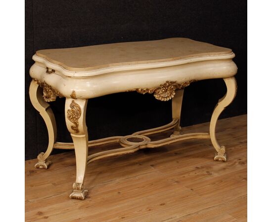 Table in lacquered and gilded wood with marble top