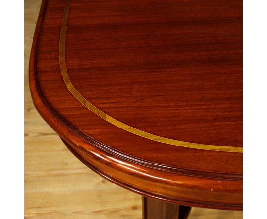Large extendable mahogany table from the 1930s