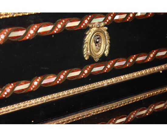 Secretaire Napoleone III in legno ebanizzato con intarsi in madreperla XIX secolo