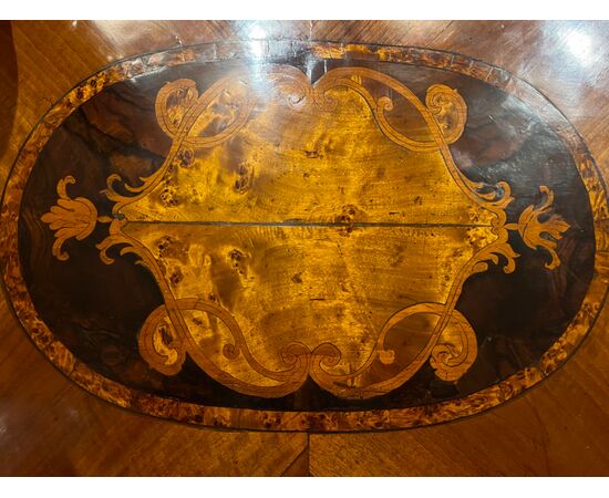 Tavolo ovale Luigi XVI’ - Milano -