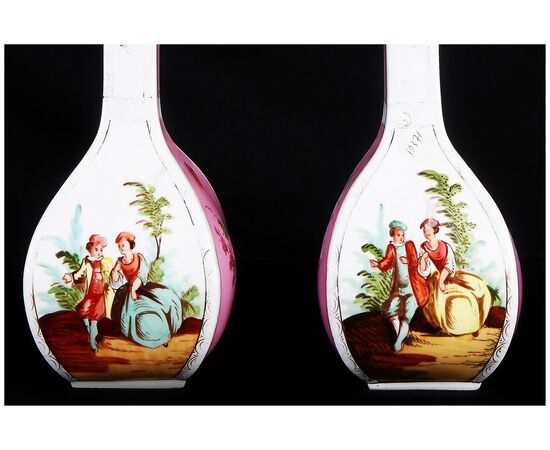 Coppia di vasi monofiore in porcellana del 1800 decorata manifattura Dresda