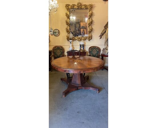 Round table in threaded walnut also nice foot     