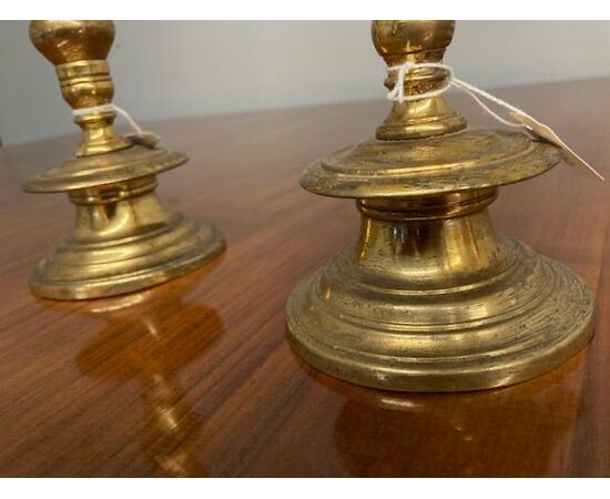 Coppia candelabri in bronzo Impero Primi 800 . Mis altezza cm 27 