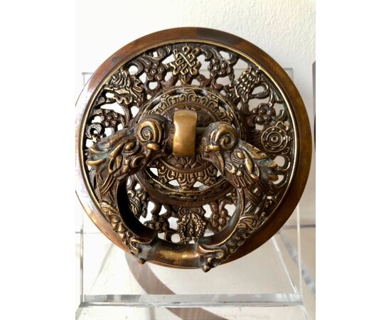 Coppia di maniglie tibetane in bronzo