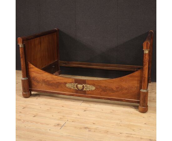 French Empire bed in mahogany and oak from the 19th century
