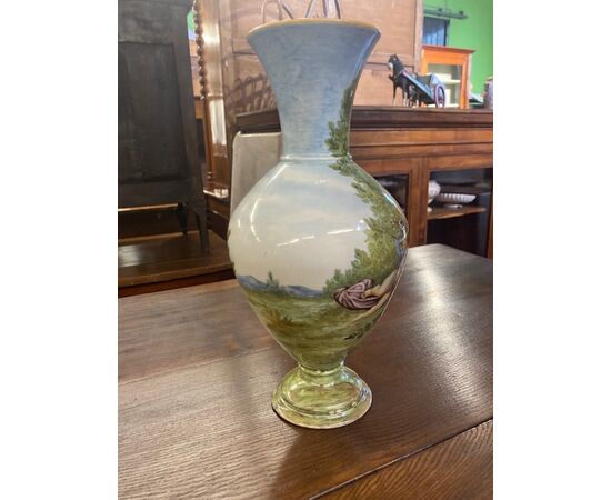 Antico vaso Con Putti manifattura Ginori epoca 1850 . Mis Altezza cm 35