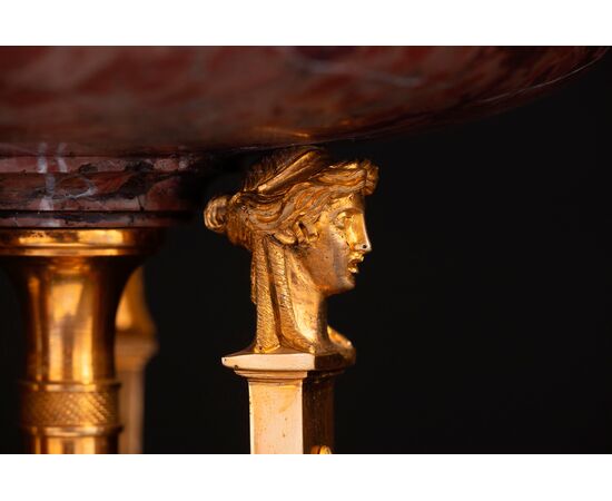 Coppia di atheniennes in marmo e bronzo dorato