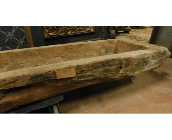 DARS618 - Mangiatoia in legno, epoca '800. Misura cm L 210 x H 20 x P 50.
