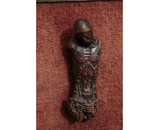 Cristo in legno con cornice, Toscana, '500