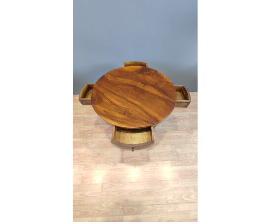 Round coffee table     