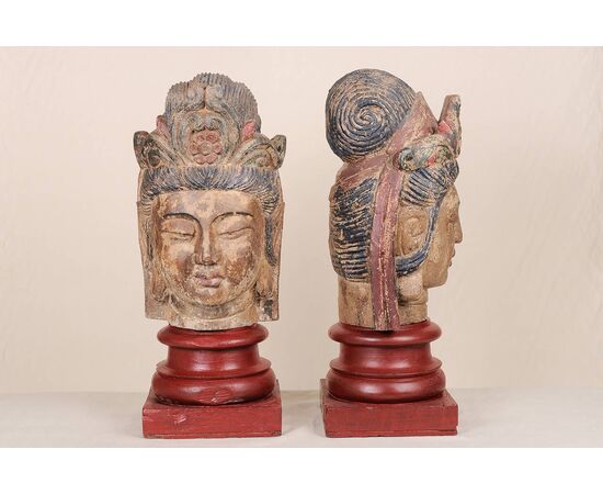 Coppia sculture in legno policromo - O/5544 - O/7728