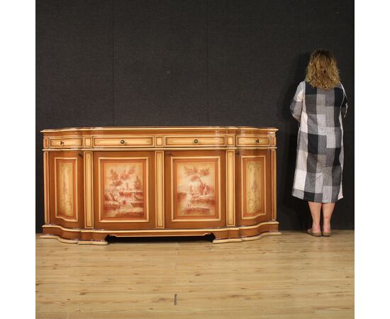 Great lacquered and painted Venetian sideboard from the 70s