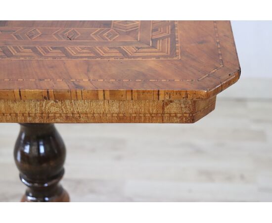 Antico tavolino da salotto intarsiato metà secolo XIX PREZZO TRATTABILE