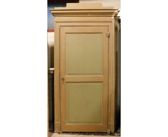 PTS854 - N. 4 porte antiche in legno laccato. Misura con telaio cm L 122 x H 248